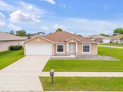 115 Mariners Gate Court Edgewater, FL 32141