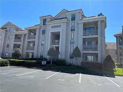 415 Harbour Point #305 Virginia Beach, VA 23451