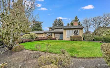 24216 138th Ave SE Kent, WA 98042