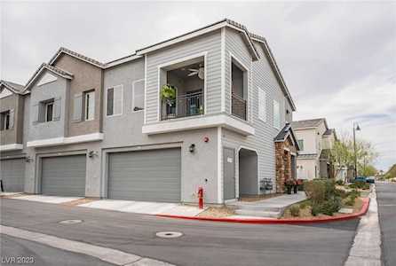 525 Shophia Skye St #323 Henderson, NV 89052