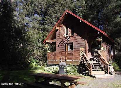 12375 Camelot Dr Seward, AK 99664