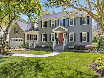 1005 Ditchley Rd Virginia Beach, VA 23451