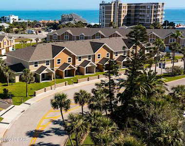 120 Ocean Circle Daytona Beach Shores, FL 32118
