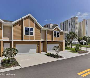 104 Ocean Circle Daytona Beach Shores, FL 32118