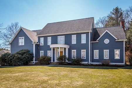 35 Piccadilly Way Westborough, MA 01581