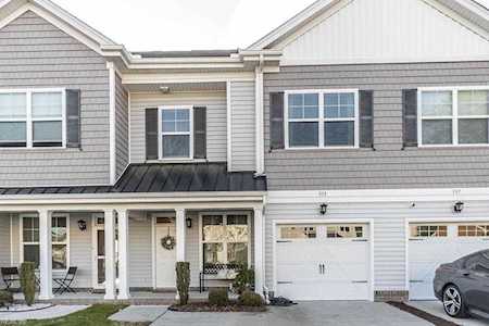 333 Sikeston Ln Chesapeake, VA 23322
