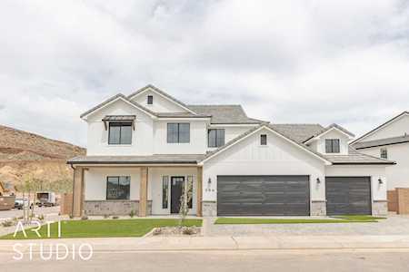 394 S Water Course DR Washington, UT 84780