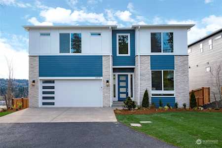 6415 NE 182nd St Kenmore, WA 98028