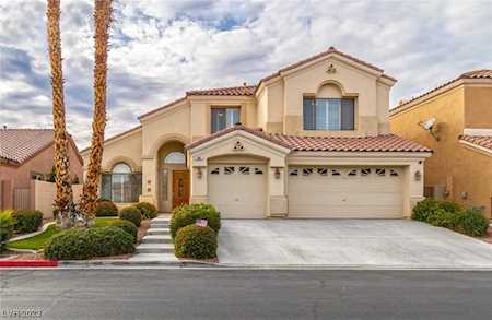 805 White Falcon St Las Vegas, NV 89144