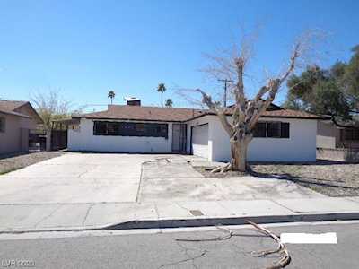 1937 Randa Ln Las Vegas, NV 89104