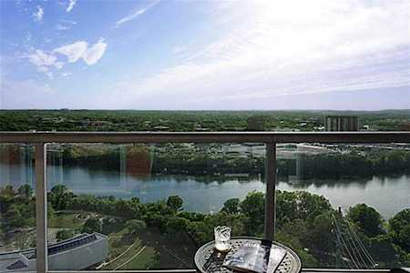 603 Davis ST #2208 Austin, TX 78701