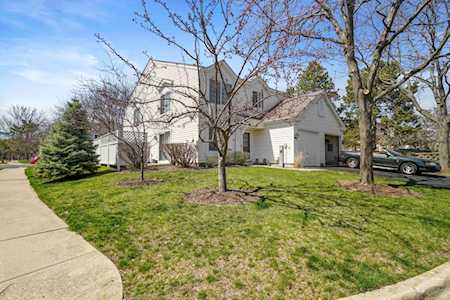 460 Thomas Paine Ct Aurora, IL 60504