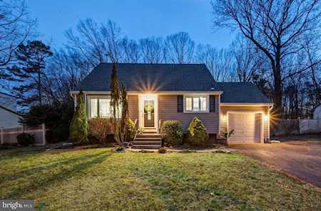 115 Saint Moritz Dr Sicklerville, NJ 08081