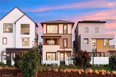 240 Abacus St Irvine, CA 92618
