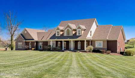 15808 Crystal Valley Way Louisville, KY 40299