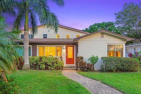 243 Mateo WAY NE St. Petersburg, FL 33704