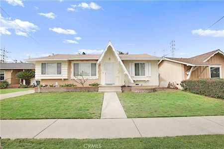 21117 Longworth Ave Lakewood, CA 90715