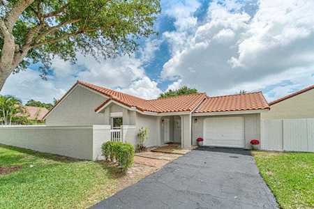2185 NW 14th Street Delray Beach, FL 33445