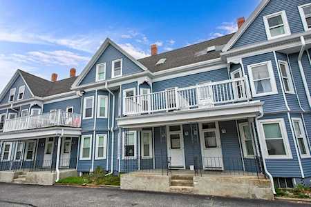 4 Bellevue Ter #4B Medford, MA 02155