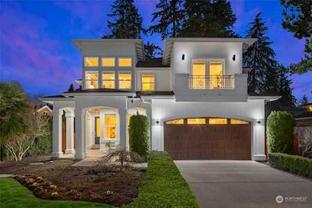 9815 NE 27th St Bellevue, WA 98004