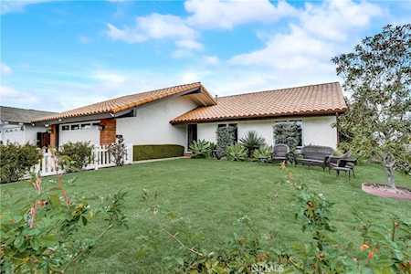21062 Shackleford Circle Huntington Beach, CA 92646