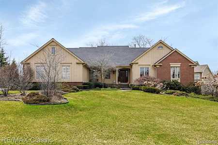 17583 Fox Trail Ln Northville Twp, MI 48168