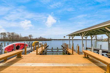 50 Nautica Way Buckeye Lake, OH 43008