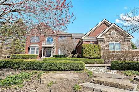 19002 Heather Ridge Dr Northville Twp, MI 48168