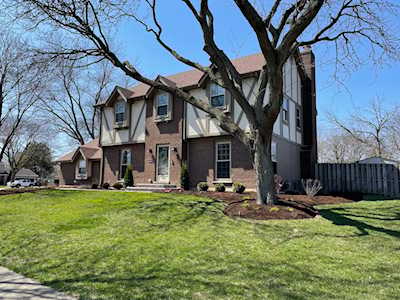 1139 S Naper Blvd Naperville, IL 60540