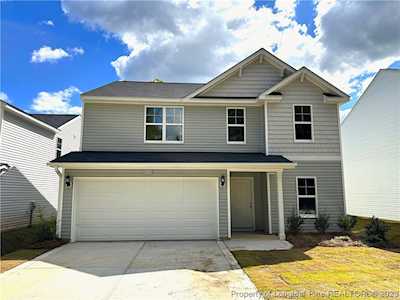 5417 E Patterson St Hope Mills, NC 28348