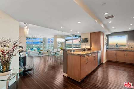 13650 Marina Pointe Dr #1607 Marina Del Rey, CA 90292