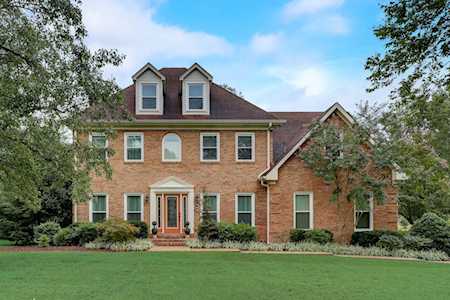 405 Ashley Ln Kingston Springs, TN 37082
