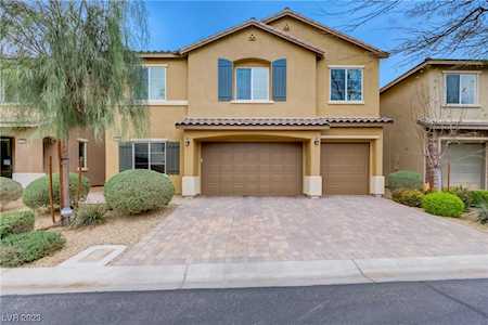 10481 Saddle Mountain St Las Vegas, NV 89178