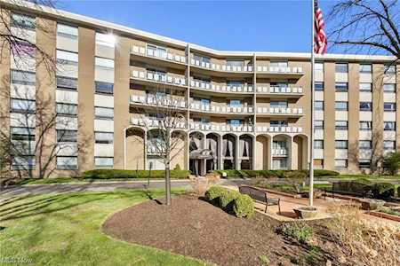 3400 Wooster Rd #206 Rocky River, OH 44116