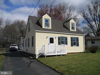 317 Old Porter Rd Bear, DE 19701