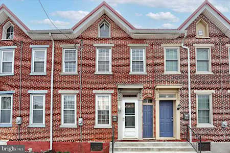 38 E Keller St Mechanicsburg, PA 17055