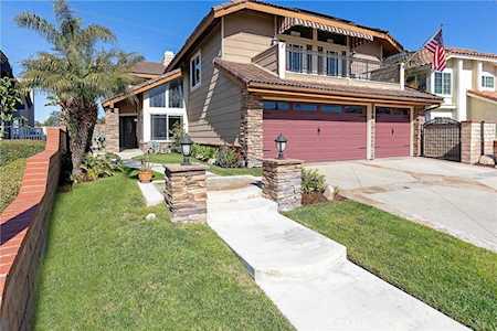 22015 Teresa Mission Viejo, CA 92692