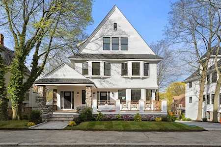 531 Washington St #1 Brookline, MA 02446