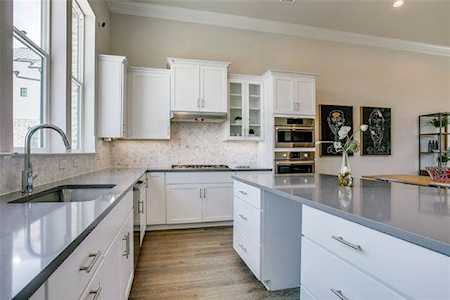 632 Baugh Drive Irving, TX 75039
