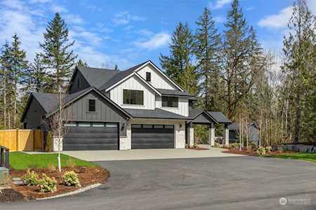 24897 266th Ave SE Ravensdale, WA 98051