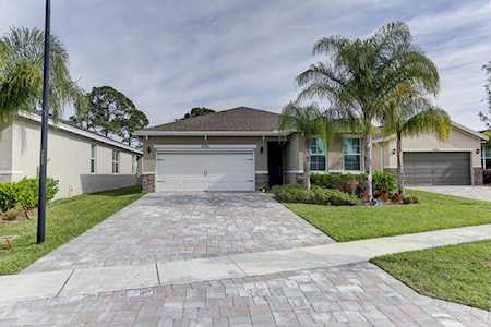 5761 SE Pinehurst Trail Hobe Sound, FL 33455