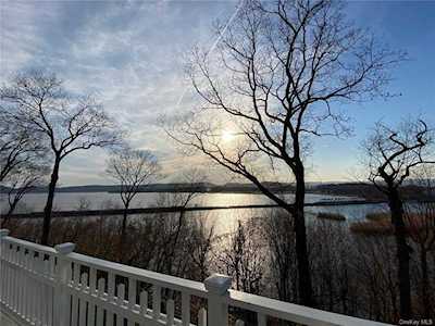 89 Mystic Drive Ossining, NY 10562