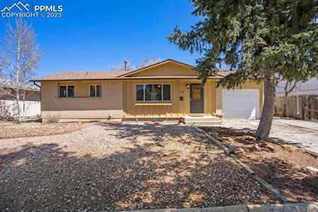 1707 Dixon Drive Colorado Springs, CO 80909