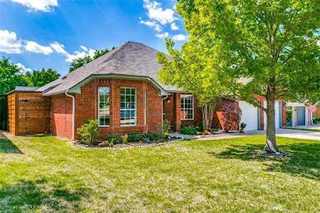 4504 Ainsworth Circle Grapevine, TX 76051