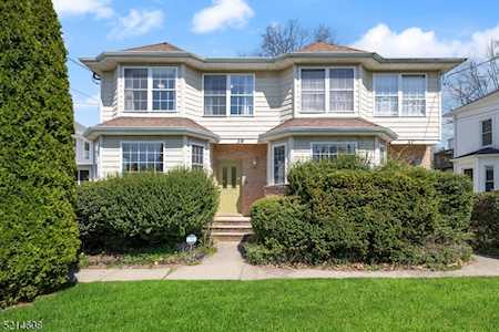 39 W Union Ave Bound Brook Boro, NJ 08805