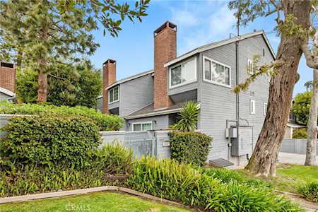 1917 Nelson Avenue #E Redondo Beach, CA 90278