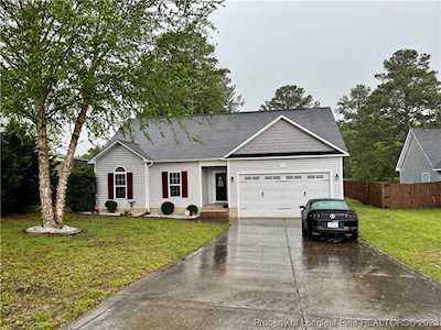 830 Orchard St Hope Mills, NC 28348
