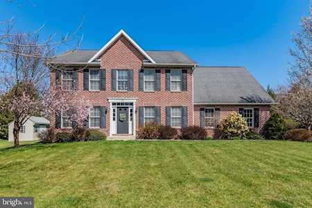 112 E Countryside Dr Boiling Springs, PA 17007