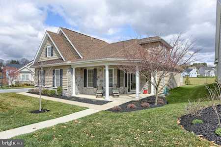 496 Resolution Dr Lititz, PA 17543