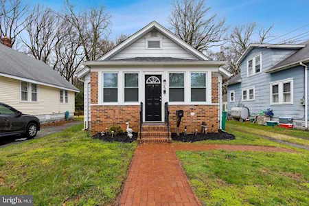 26 Jenkins Ave Pennsville, NJ 08070